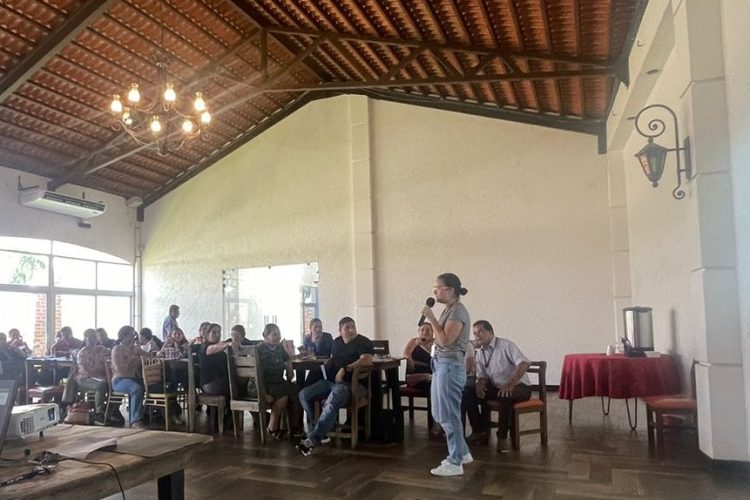 Modelo nacional de atención diabetes e hipertensión